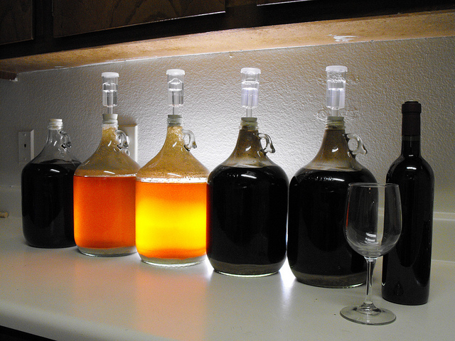 分光光度计测量啤酒中的不透明度和颜色质量