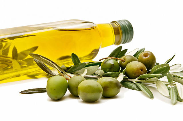 万岁EVOO：如何颜色饱和度可能是橄榄油的健康利