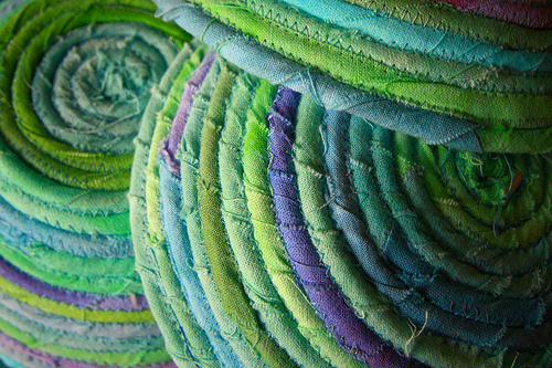 纺织品的颜色准确性：正确的样品制备等于适当