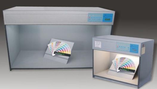 对色灯箱的校准